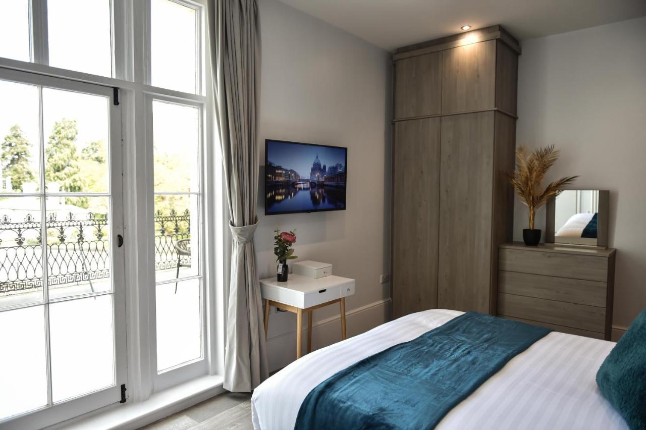 Victoria Colonnade Aparthotel 利明顿 外观 照片